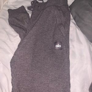 Alo Yoga sweatsuit